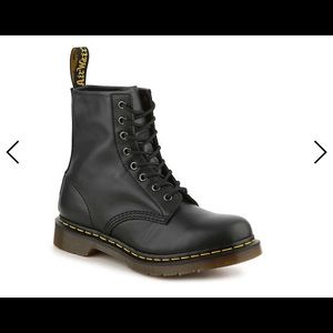 Dr. Martens Luana